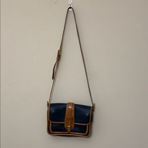Vintage Dooney and Bourke Crossbody Bag